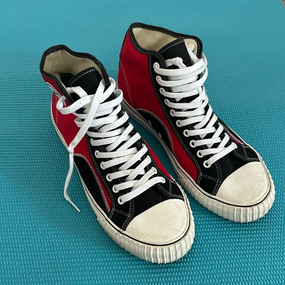 PF Flyers